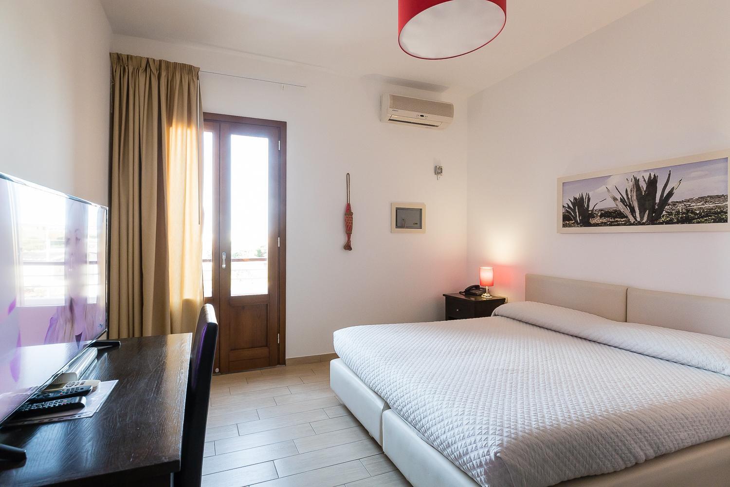 Hotel Cavalluccio Marino Лампедуза Экстерьер фото